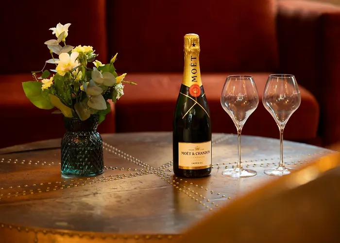 Hotel Jean Moët