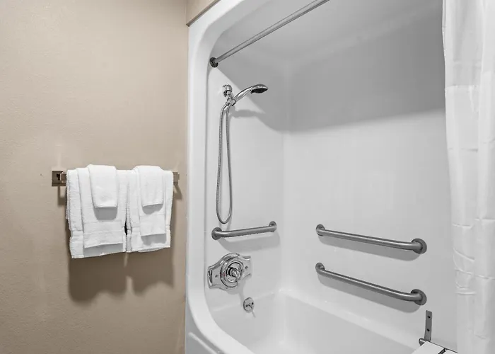 Best Western Courtview Hotel
