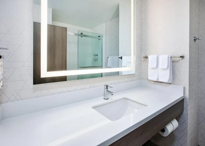 Holiday Inn Express Casper I-25 By Ihg