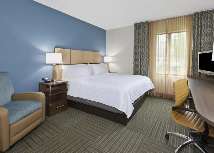 Candlewood Suites Grand Rapids Airport By Ihg