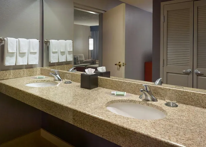 Courtyard By Marriott Frederick
