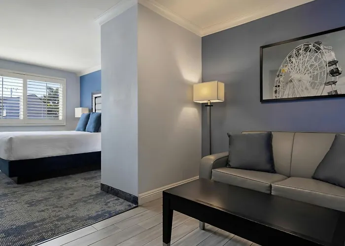 City Express By Marriott Manhattan Beach