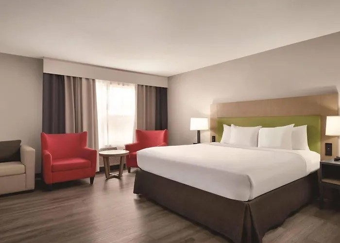 Country Inn & Suites By Radisson, Waterloo, Ia