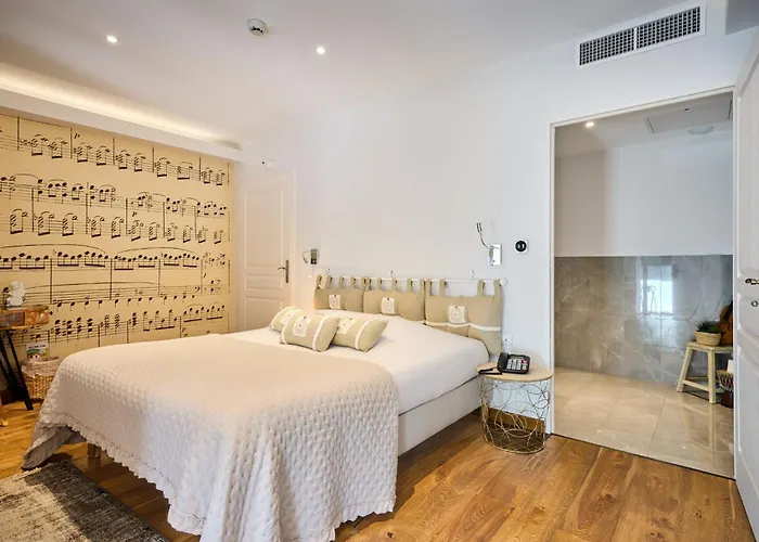 The Originals Boutique, Hotel De La Balance, Montbeliard