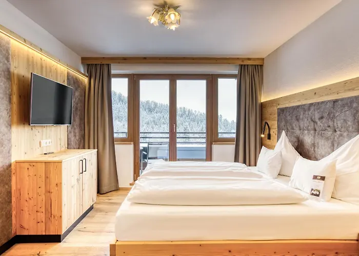 Hotel Waldfriede - Der Logenplatz im Zillertal