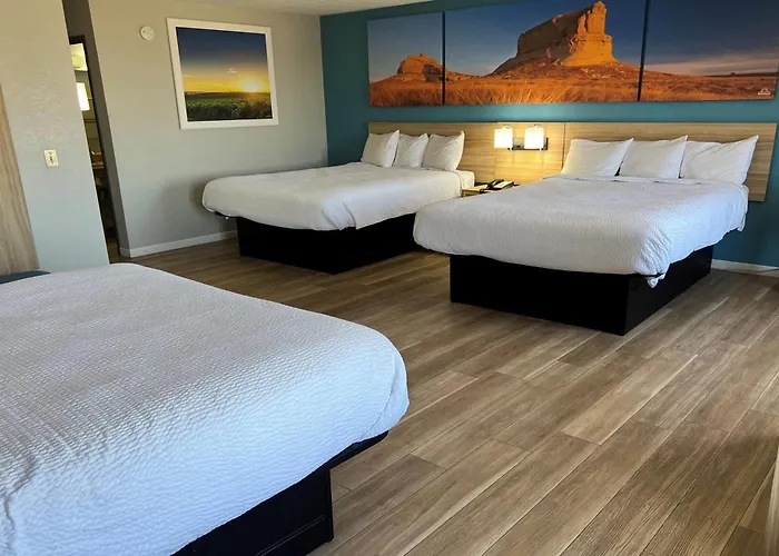 Days Inn By Wyndham Warrensburg