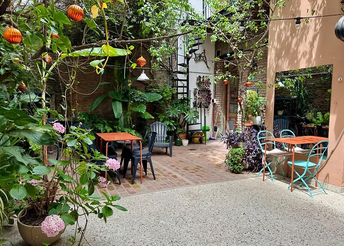 Lina'S Tango Guesthouse