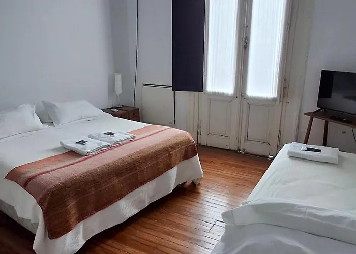 06 Soho Suites