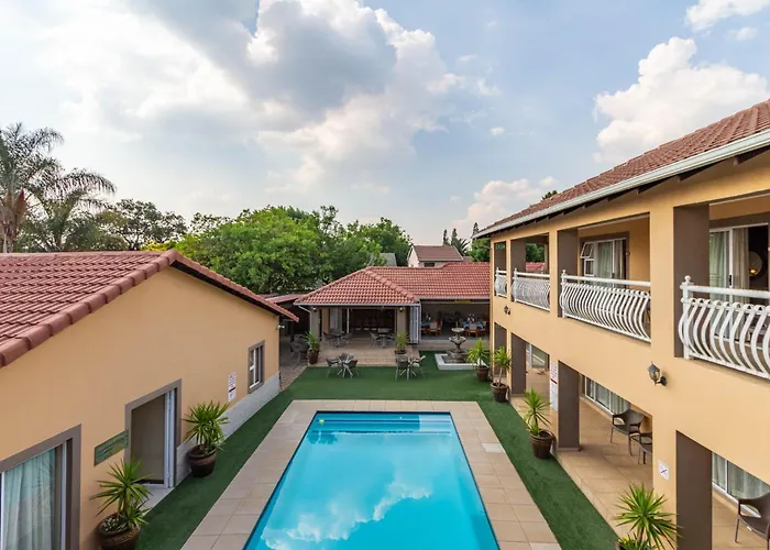 Lakeview Boutique Hotel & Conference Center