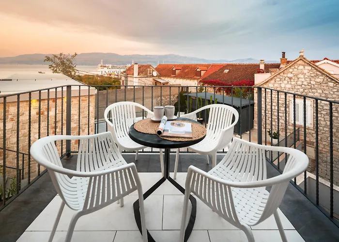 Hotel Osam - Adults Only