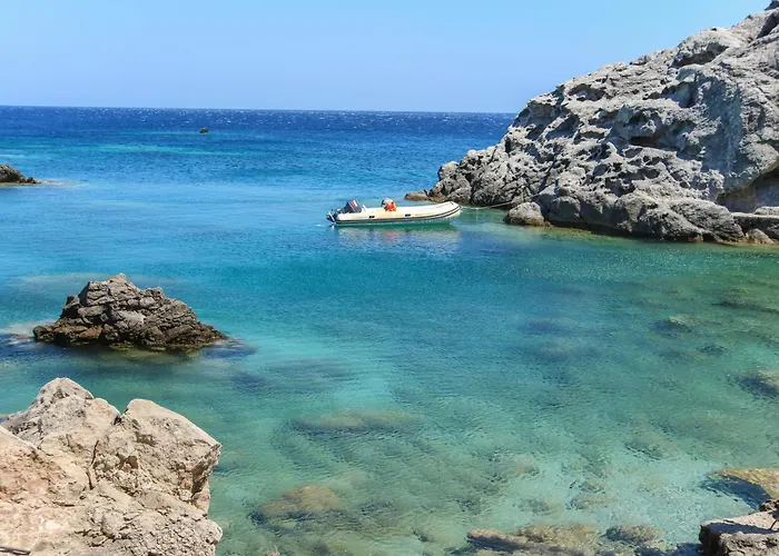 Castelia Bay Hotel