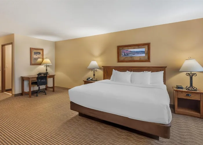 Best Western Plus Kelly Inn & Suites