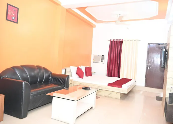 Maurya Royal