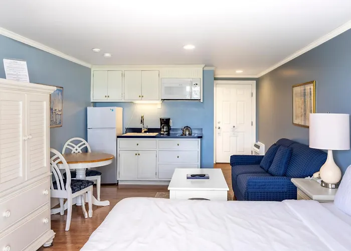 Beachside Village Resort