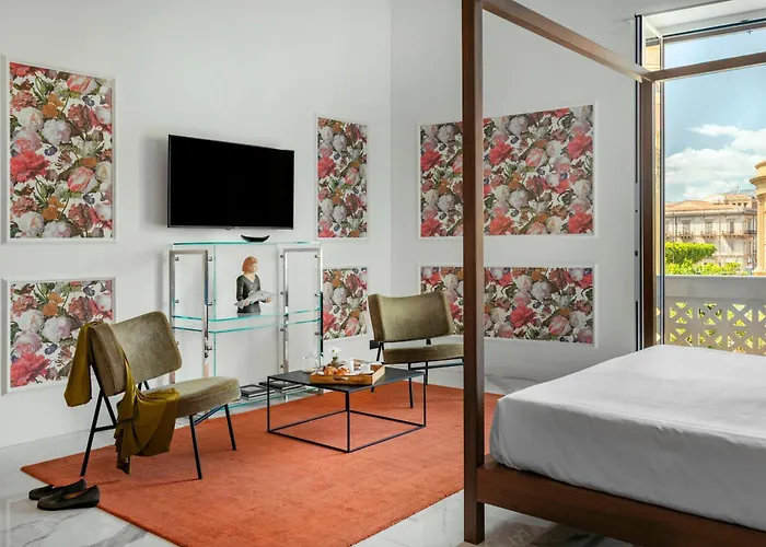 Palazzo Sovrana Serviced Luxury Apartments