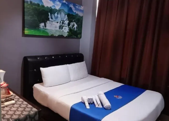 Ghazrins Hotel Dataran Larkin