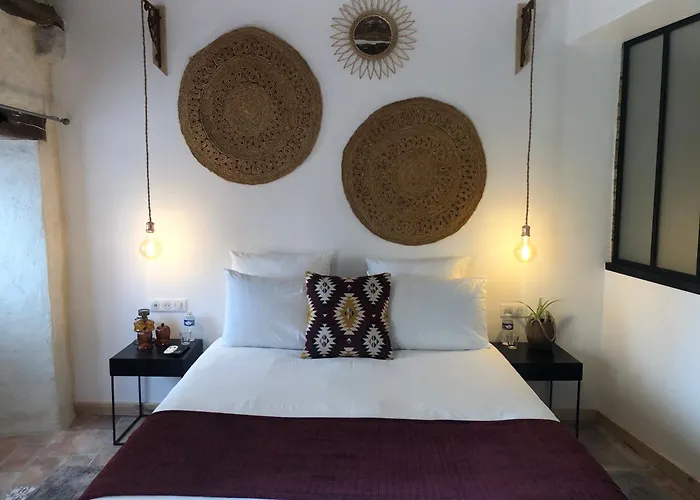 Maison Lapopie Chambres Et Gite