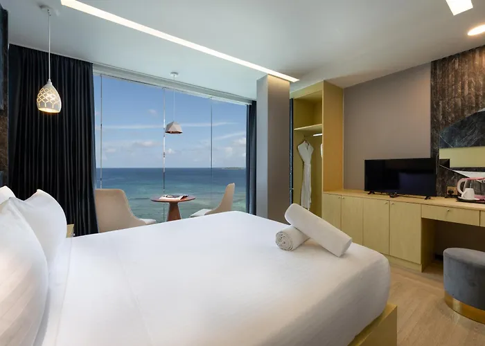 Swarn By Hawks Hotels Kamadhoo Baa Atoll