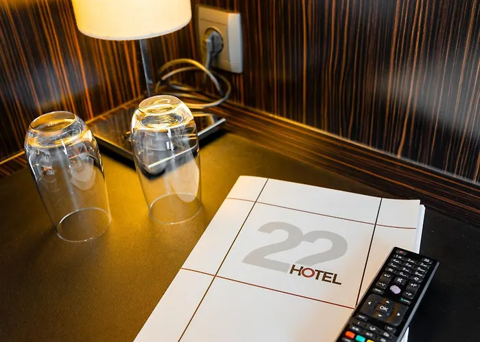 Hotel 22
