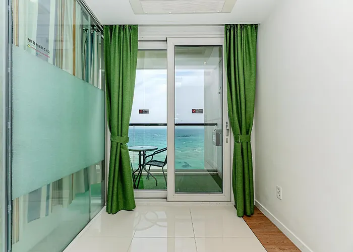 Hamdeok Beach Stay Jeju