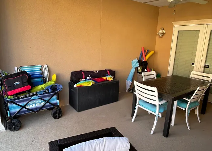 Unique 3Br, 1 Of 5 Condos W/Huge Poolside Patio, Steps To Beach & Pier, Gated