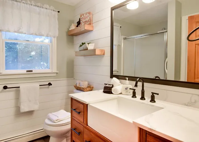 Lovely Home Close To Bike Bath And Beach