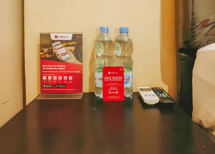 Reddoorz Syariah Near Lippo Plaza Sidoarjo