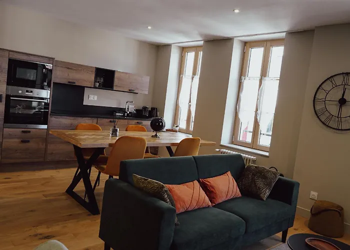 Les Suites Gueguen