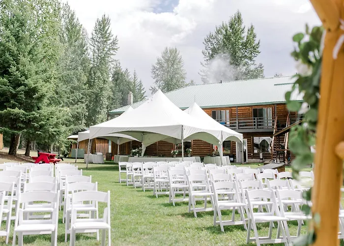 Anglemont Inn