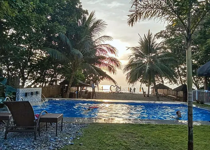Sevens Hideaway Beach Resort