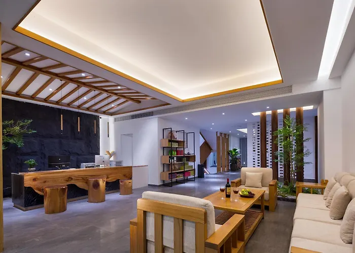 Pandora'S Hilltop House Resort