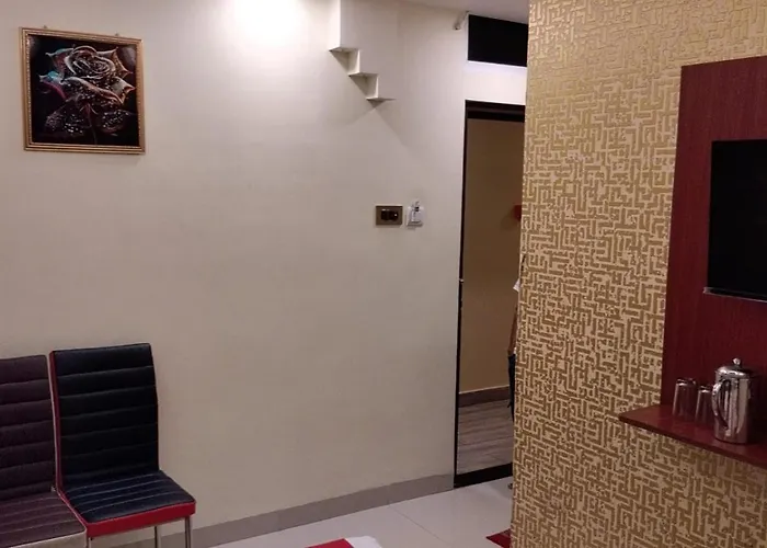 Golden View Hotel