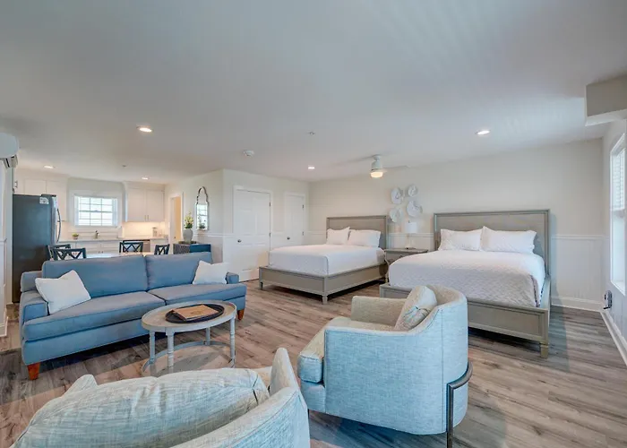 3006 Queen Suite, 3Rd Floor Cove
