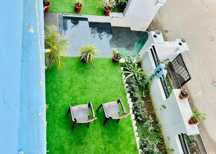 Gokul Hotel