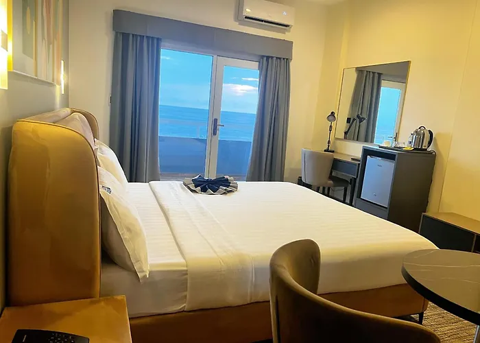 Hotel Midotel Seaview