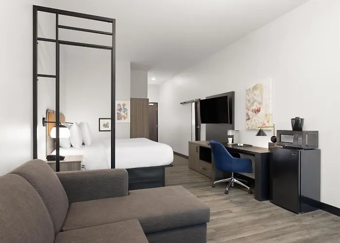 La Quinta Inn & Suites By Wyndham Olive Branch