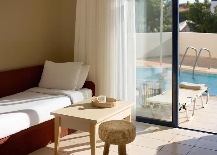 Kiotari Miraluna Beach Resort