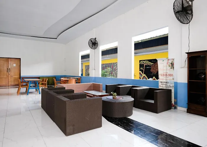 Reddoorz At Flory Hotel Jalan Ringroad Selatan