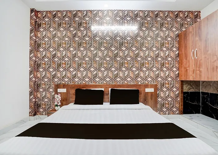 Collection O Palwal-Aligarh Crossway Formerly Hotel Kadamb