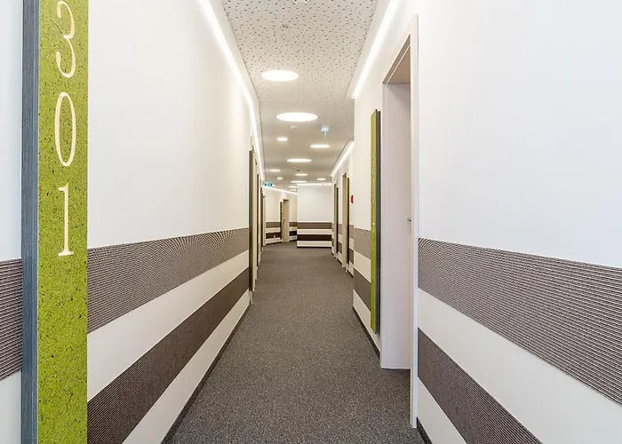 Chrizz Rooms