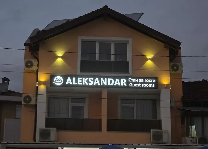 Aleksandar Guest Rooms