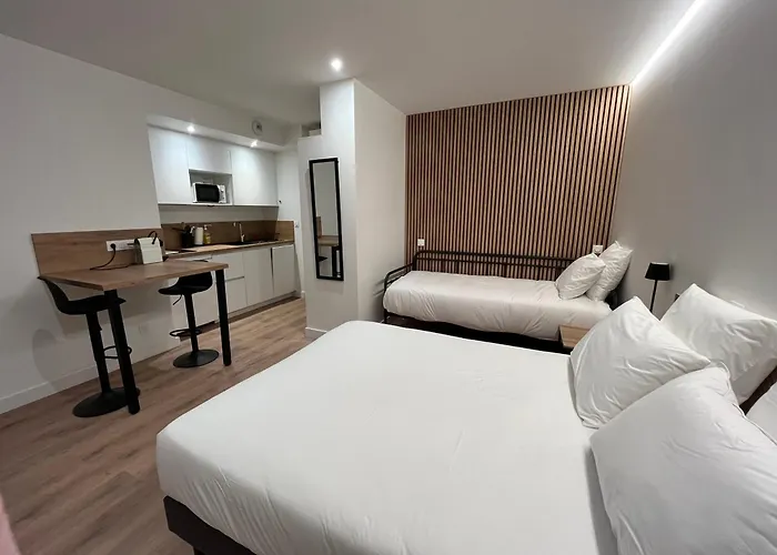 Studio Hotel-Restaurant Ltb La Table Basque