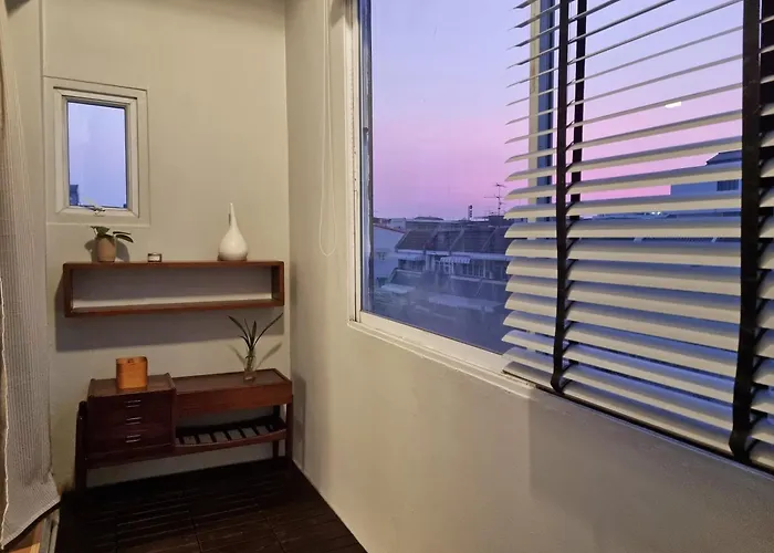 Human Touch Rooms - Soulful Bangkok Hideout