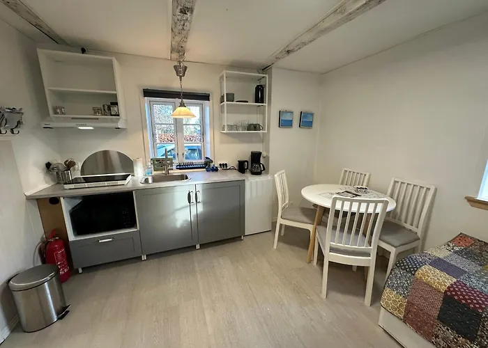 Bed & Breakfast “Den Gamle Lade I Hejls”
