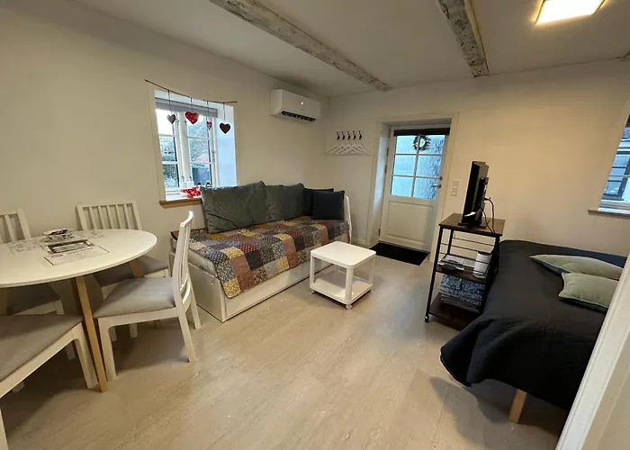 Bed & Breakfast “Den Gamle Lade I Hejls”
