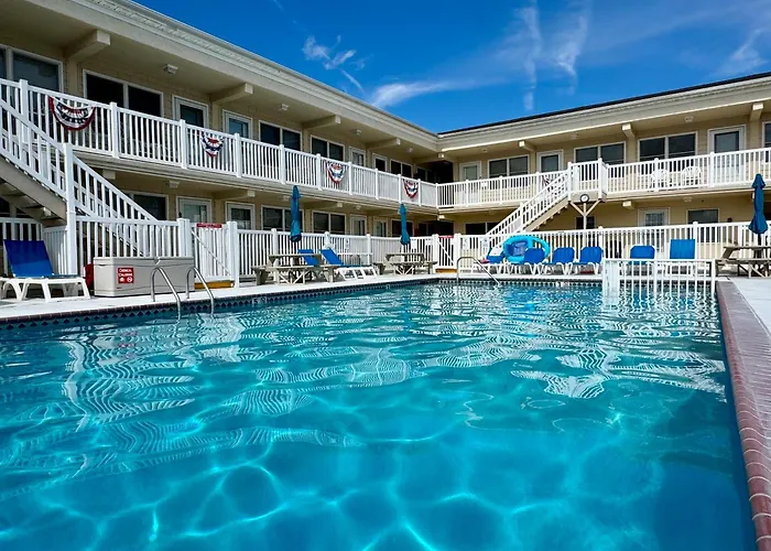 Ashore Beach Retreat-1Br 1Ba With Pool, Parking, 1 & Half Block To Beach & Boardwalk, Morey'S Pier