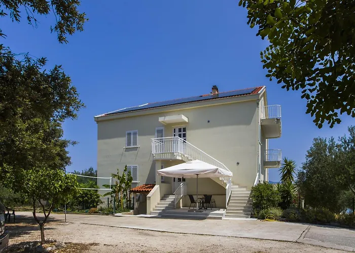 Apartments Glavor