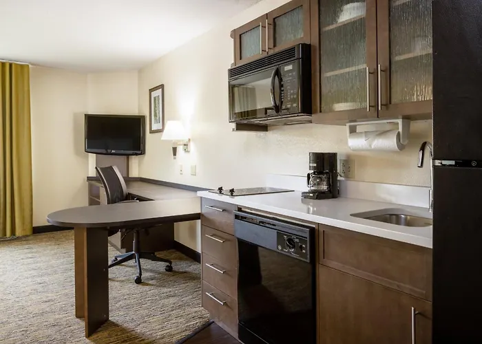 Candlewood Suites Windsor Locks By Ihg