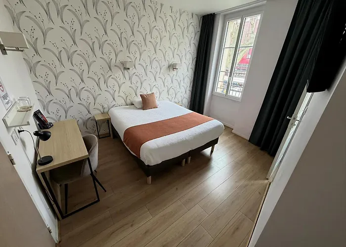 Contact Hotel Les Platanes - Clim Mobile En Option