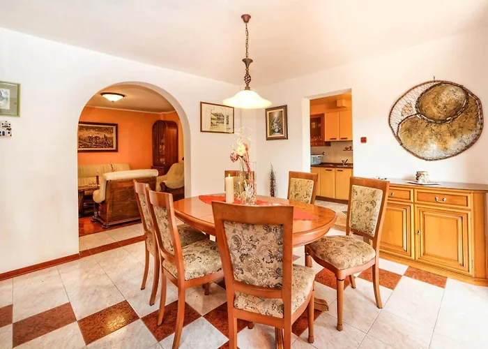 Apartments Cvek